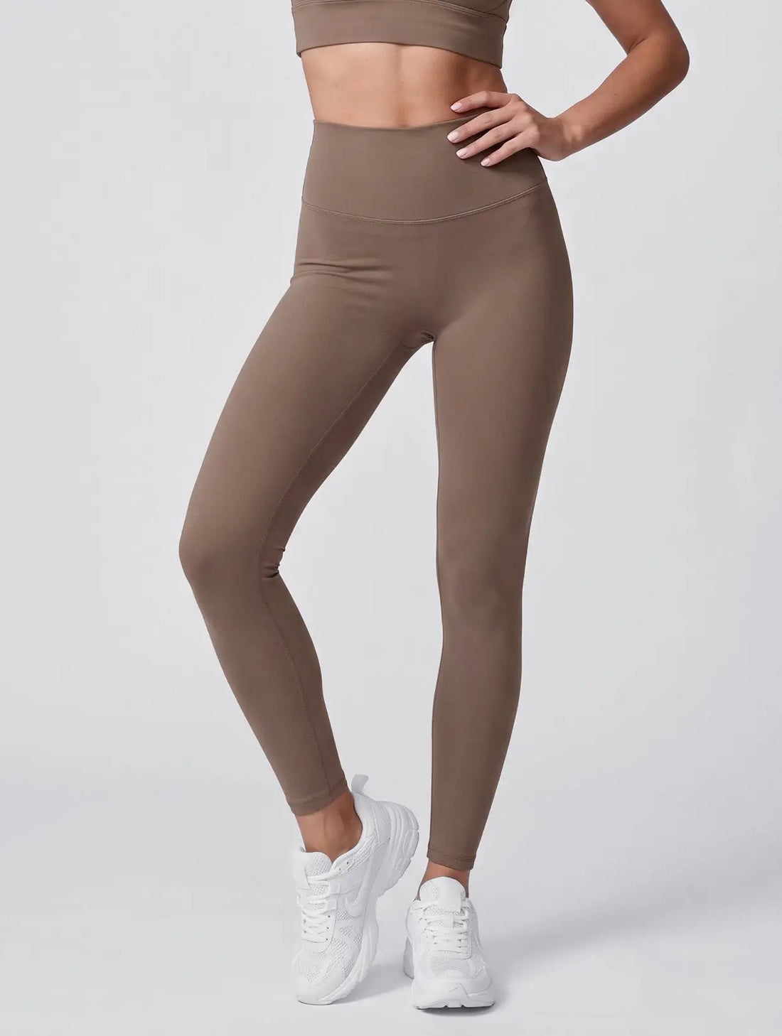 High-Waist Leggings – Beige
