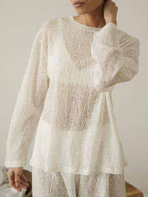 Ecru lace long-sleeve top by MUSSONY — everyday styling